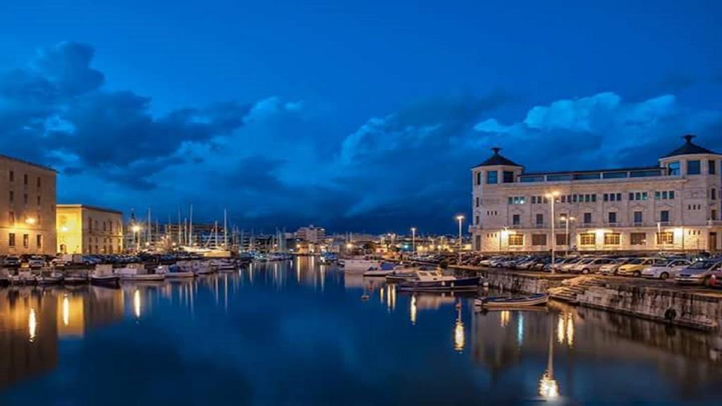 Lungomare Elio Vittorini Villa Siraküza Dış mekan fotoğraf