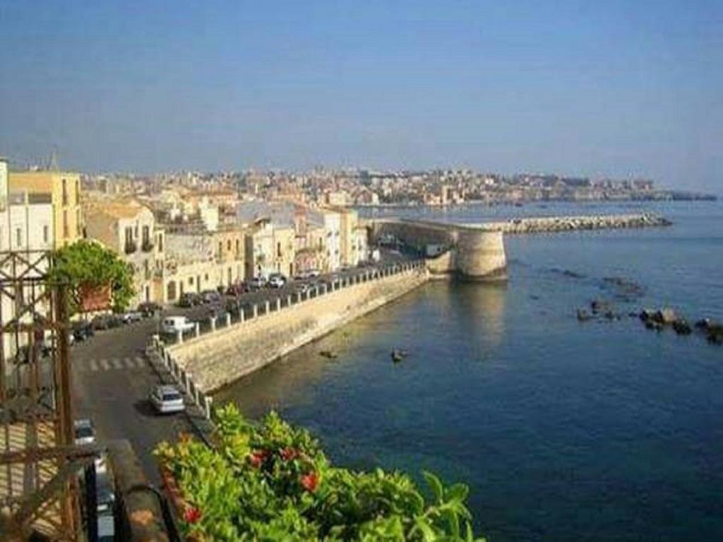 Lungomare Elio Vittorini Villa Siraküza Dış mekan fotoğraf