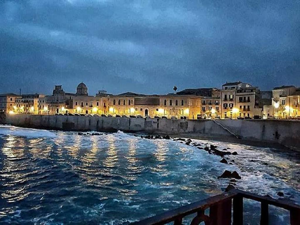 Lungomare Elio Vittorini Villa Siraküza Dış mekan fotoğraf